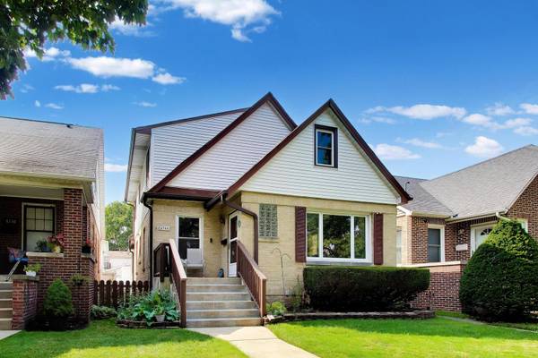 6744 N Oconto AVE, Chicago, IL 60631