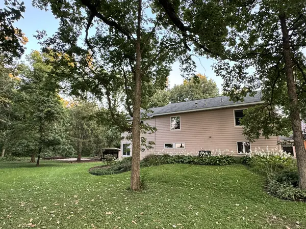 3514 N High Cross RD, Urbana, IL 61802