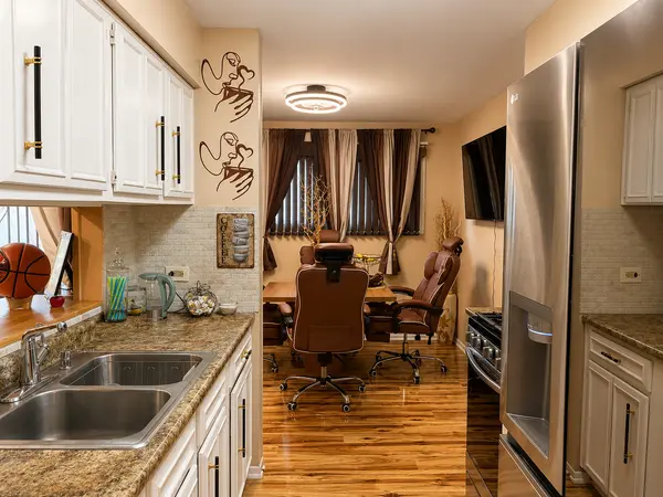 19428 Oak AVE #83, Country Club Hills, IL 60478