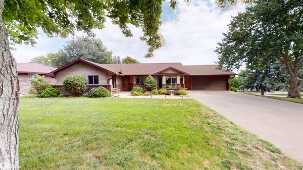 1113 Valley View DR, Ida Grove, IA 51445