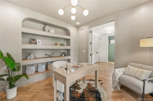 678 S Vine ST, Denver, CO 80209