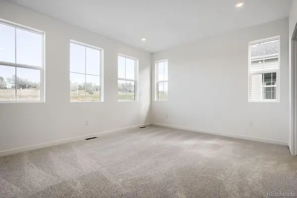 7635 S Mobile WAY, Centennial, CO 80016