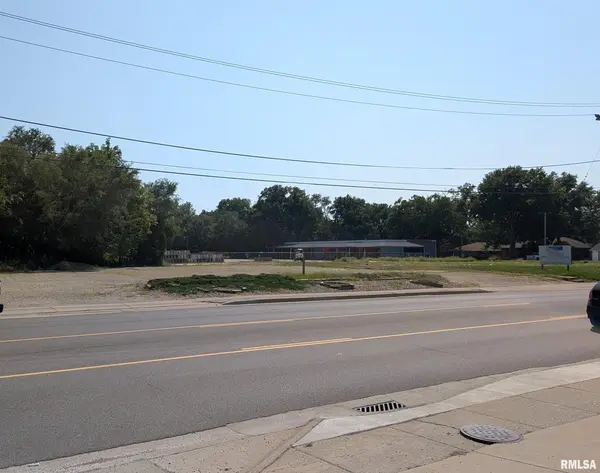 914 W GARFIELD AVE, Bartonville, IL 61607
