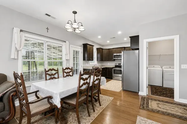 8676 Burleson Ln, Murfreesboro, TN 37129