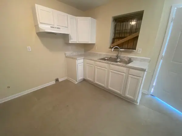 469 E OLIVE AVE, Memphis, TN 38106