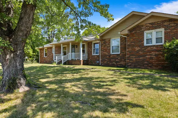 101 Dana Dr, Hendersonville, TN 37075