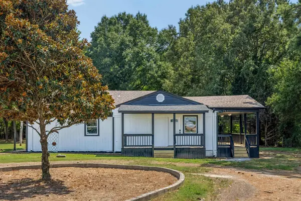 13301 GOODMAN RD RD, Horn Lake, MS 38637