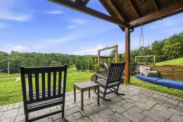 2240 E Union Valley Rd, Seymour, TN 37865
