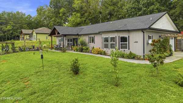 2240 E Union Valley Rd, Seymour, TN 37865