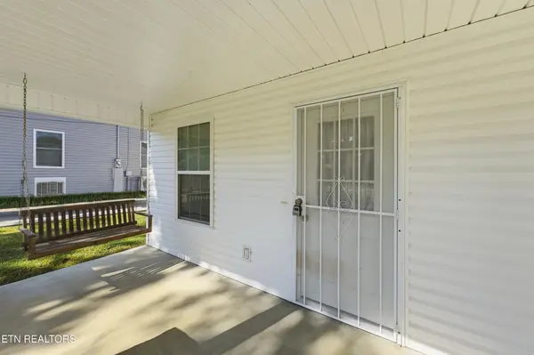 2609 NW Chillicothe St St, Knoxville, TN 37921