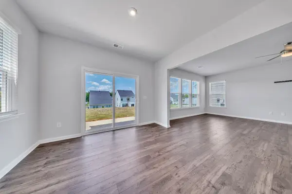 142 Gervais CIR, Greenville, SC 29607