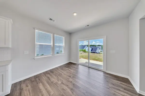 142 Gervais CIR, Greenville, SC 29607