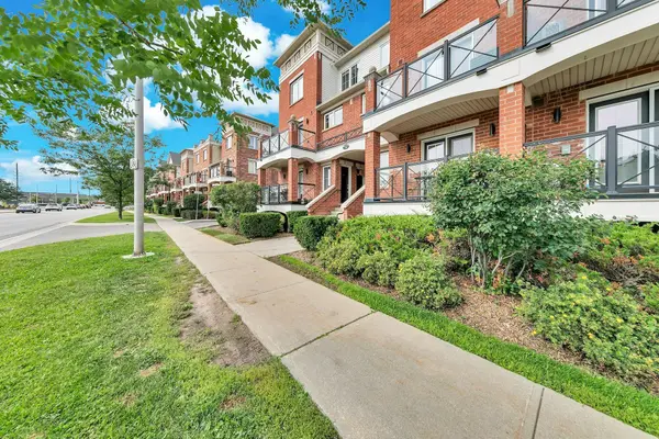 2557 Sixth Line W #6, Oakville, ON L6H 0H7
