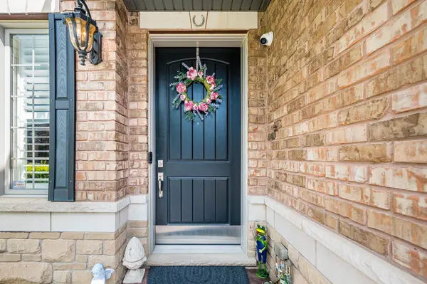 5 Stellar AVE, Caledon, ON L7C 3P7