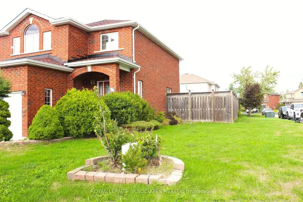 90 Sweetnam DR, Kawartha Lakes, ON K9V 4R2