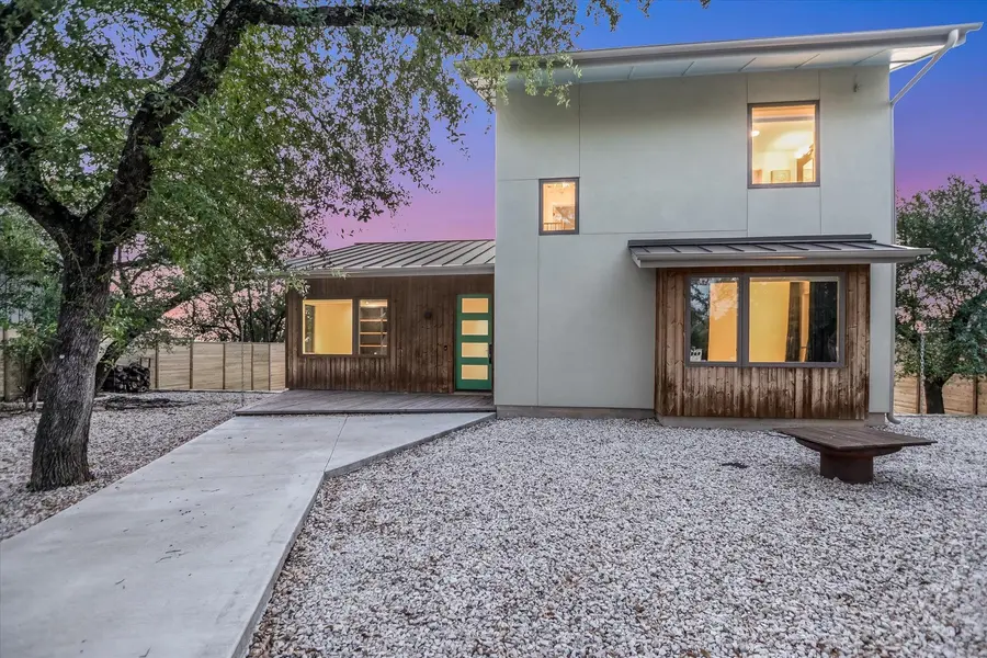 13 Meridian DR, Wimberley, TX 78676