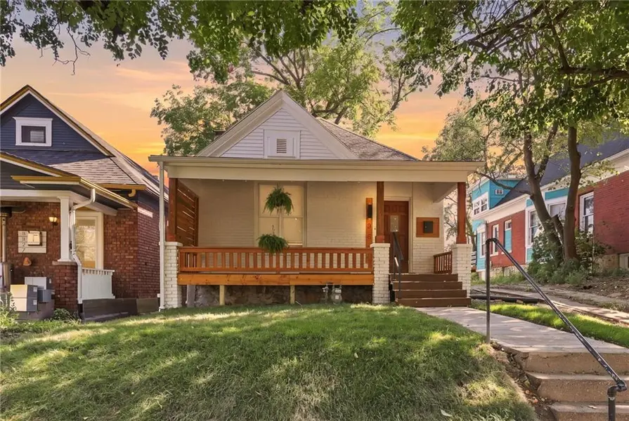 3525 Windsor AVE, Kansas City, MO 64123
