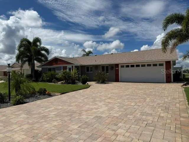 1804 BUNKER HILL DR, Sun City Center, FL 33573