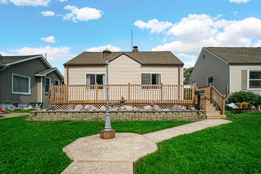 1013 177th PL, Hammond, IN 46324