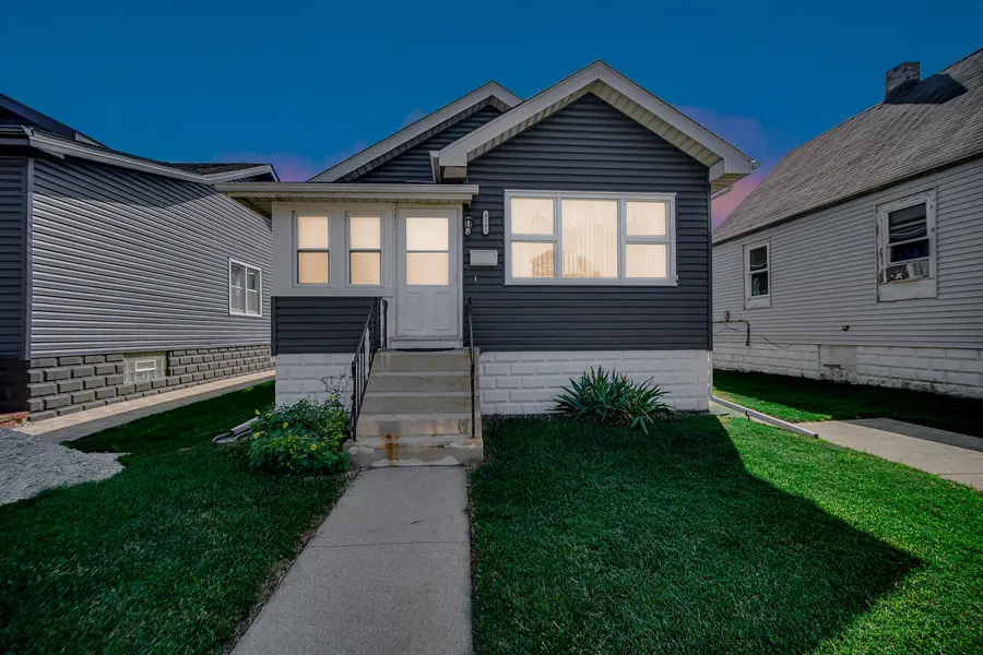4241 Hohman AVE, Hammond, IN 46327