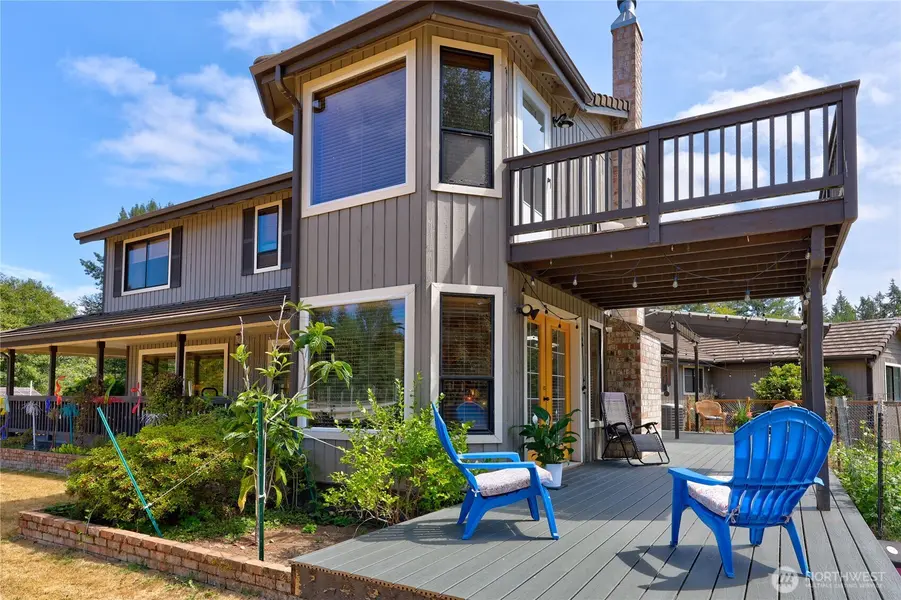 1305 NW Mountain View RD, Silverdale, WA 98383
