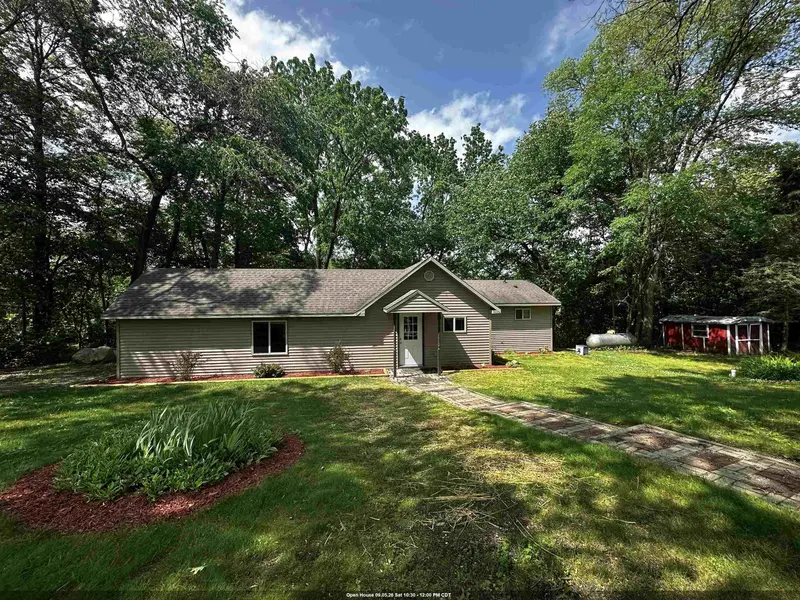 N2003 COUNTY ROAD K, Waupaca, WI 54981