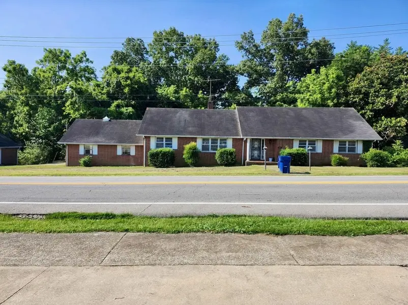 429 Spring St, Dover, TN 37058