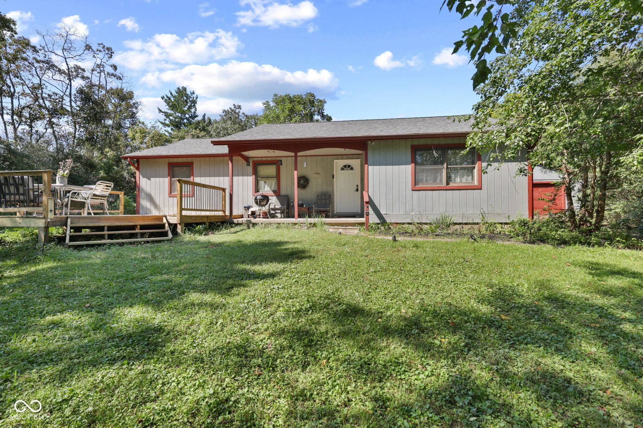 4226 Somerset Lake RD, Nashville, IN 47448