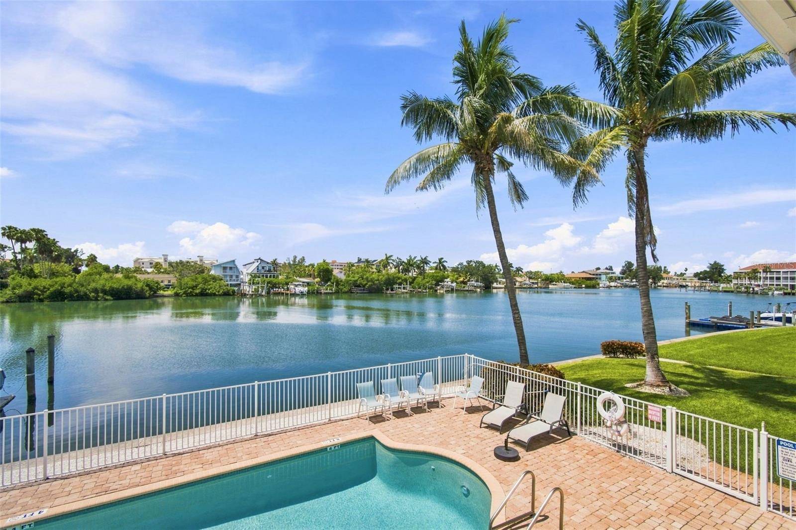 12100 CAPRI CIR S #204, Treasure Island