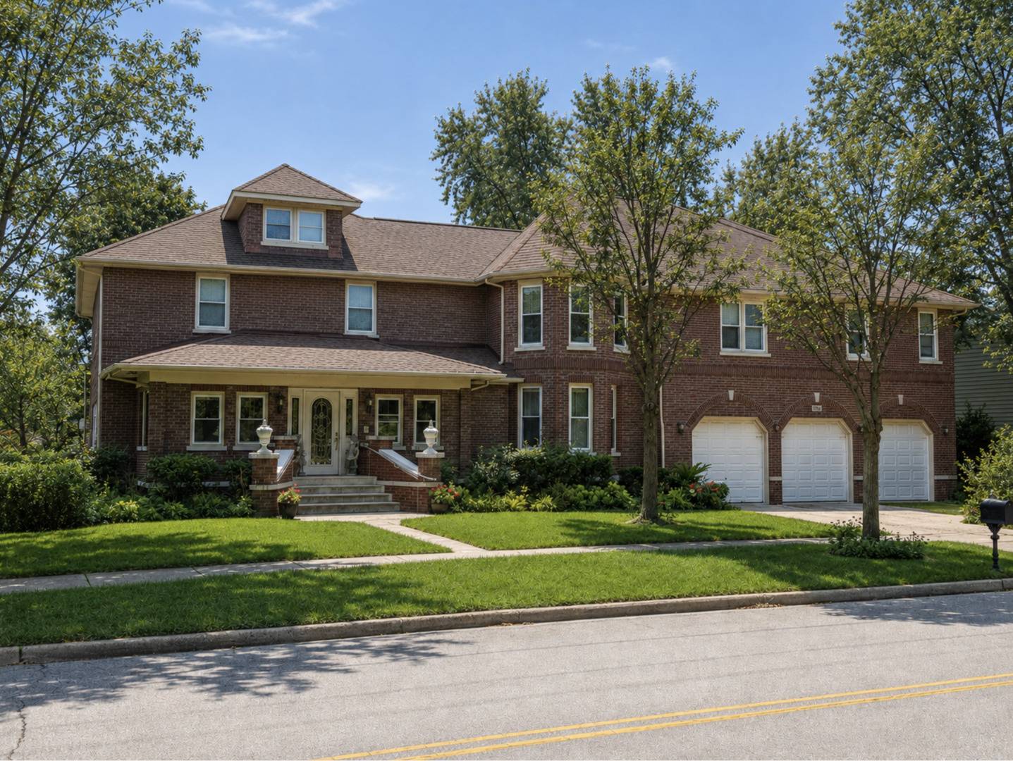 1506 Oswego RD #A, Naperville, IL 60540