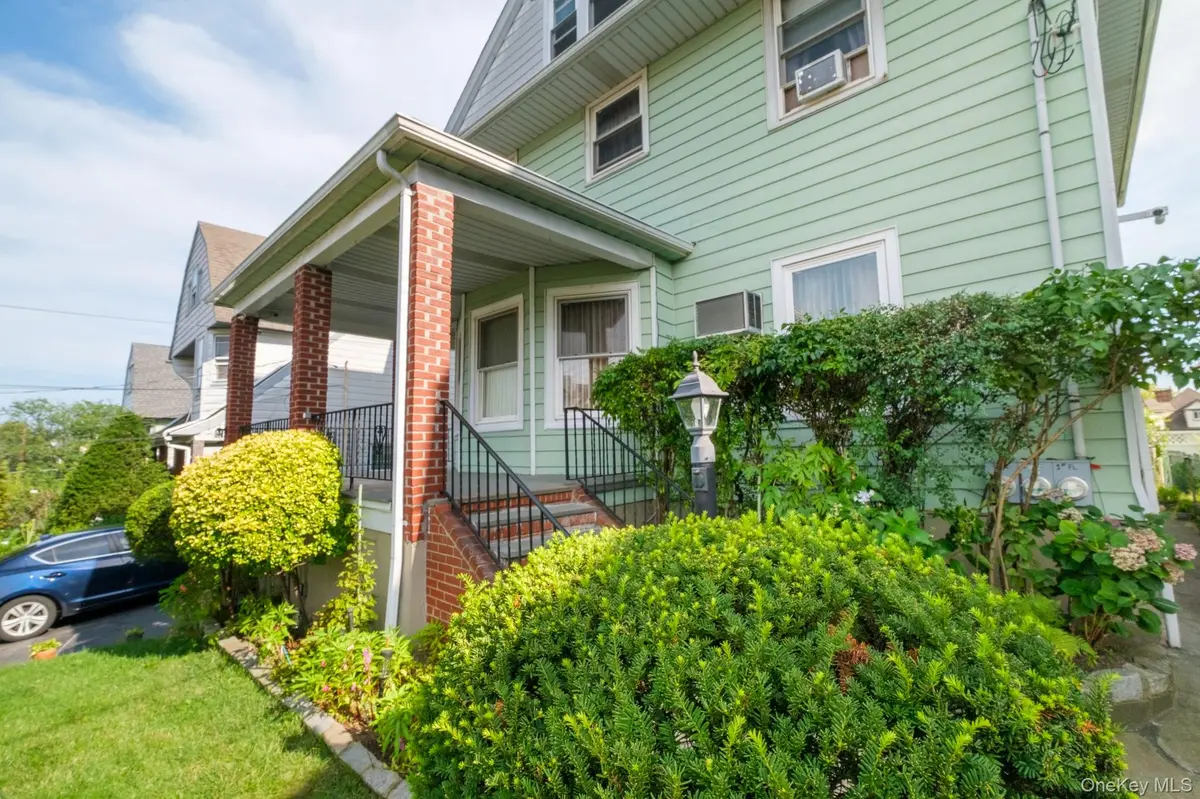 28 Urban ST #3, Mount Vernon, NY 10552