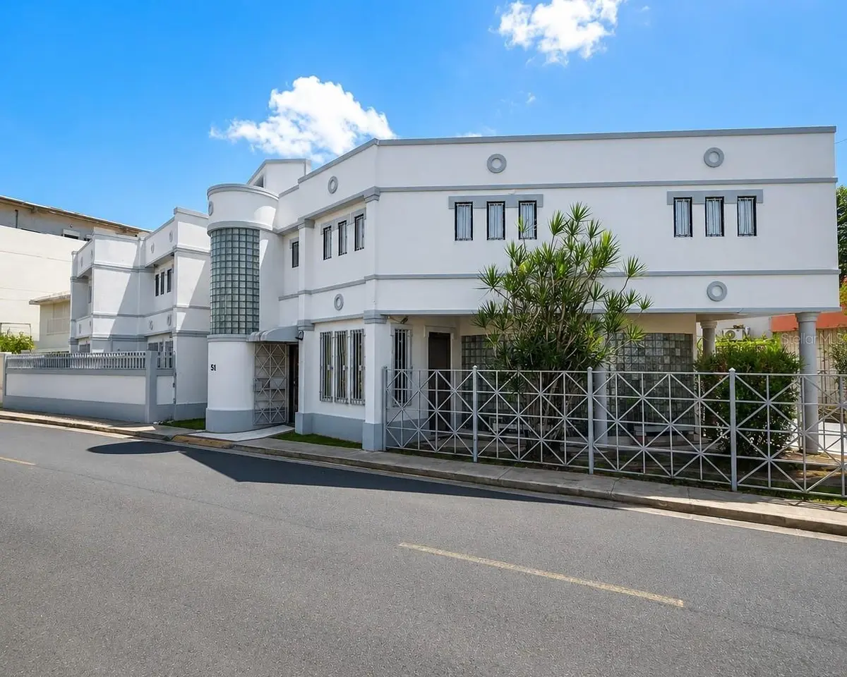 51 SANTA CRUZ ST. CORNER OF ESTEBAN PADILLA ST., Bayamon, PR 00961