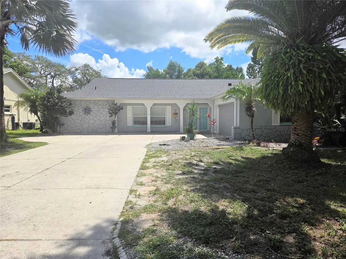 7806 DORAL DR, Hudson, FL 34667