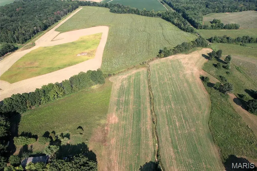 660 County Road 323, Poplar Bluff, MO 63901