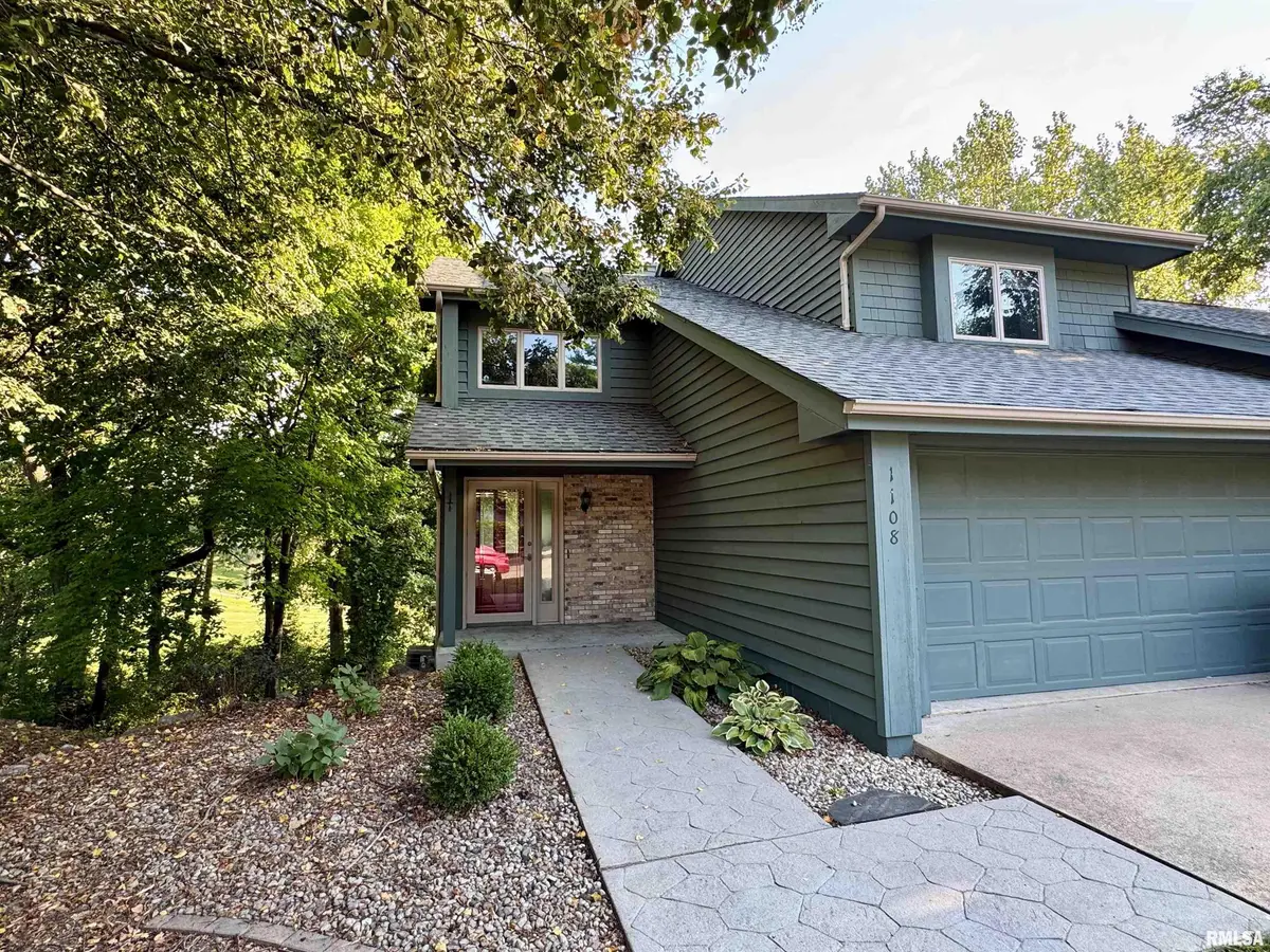 1108 BAYBERRY LN, Macomb, IL 61455