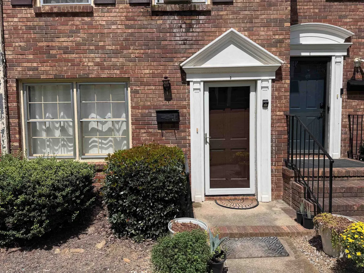 1440 Dover RD, Spartanburg, SC 29301
