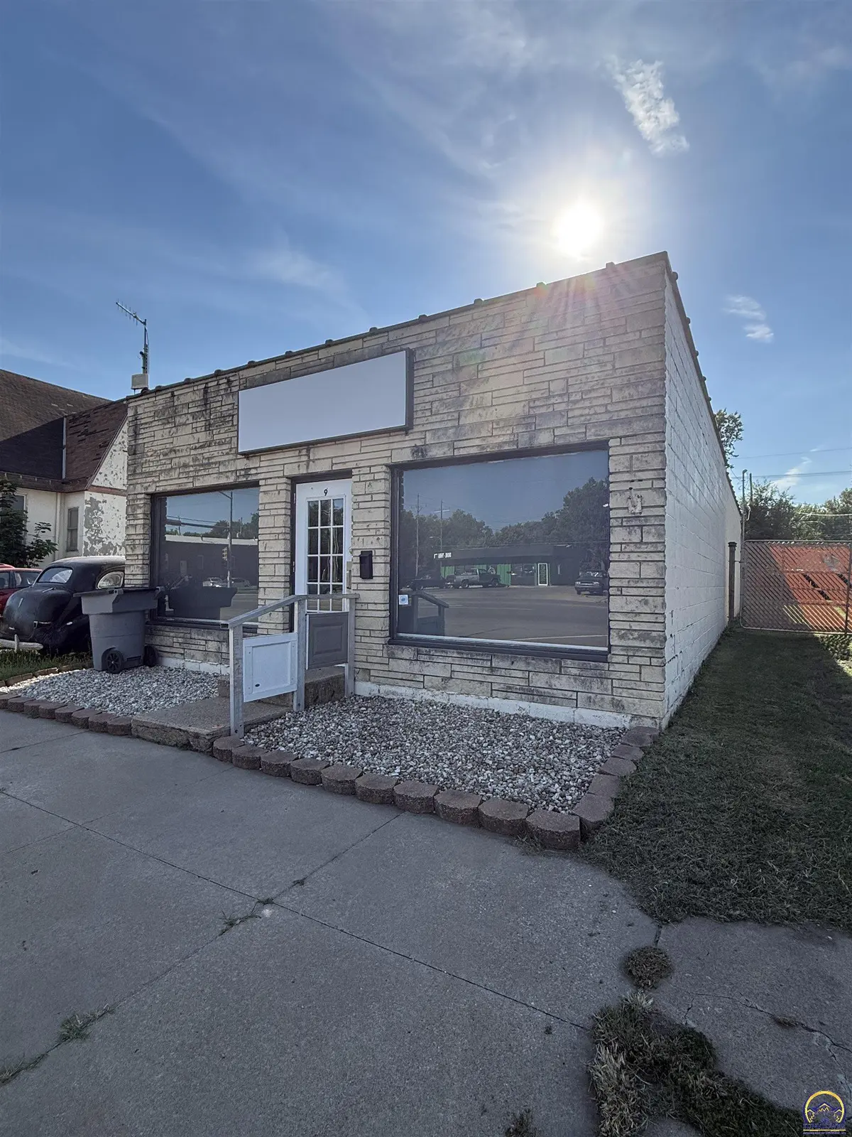 9 Commercial ST, Emporia, KS 66801