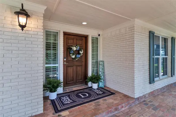 2019 Loy Lake Road, Denison, TX 75020