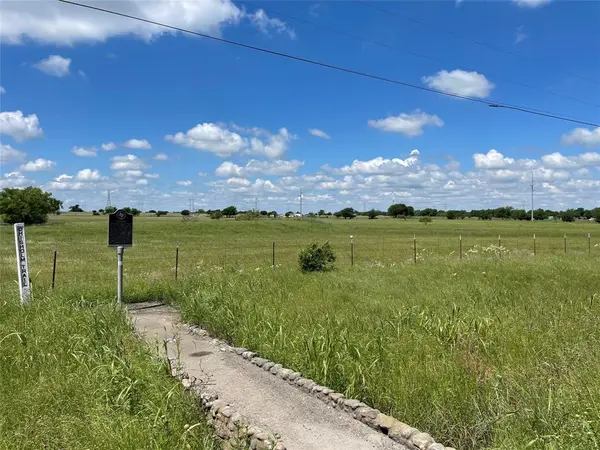 4063 Weatherford Highway, Cleburne, TX 76033