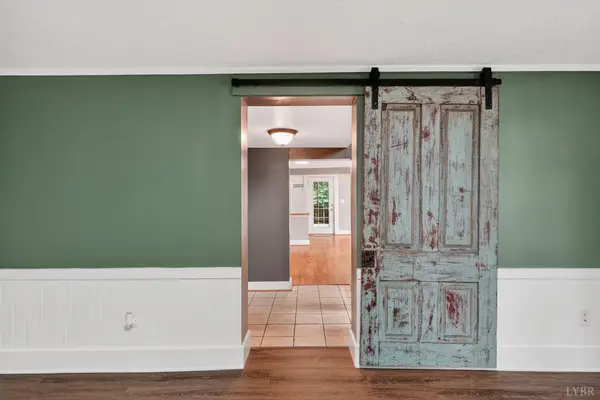 303 Charlotte St, Brookneal, VA 24528