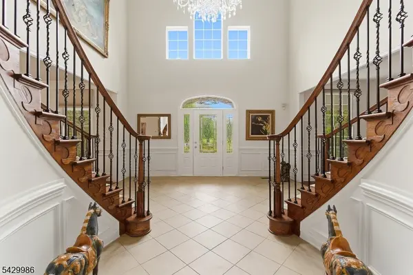 18 Todd St, Hillsborough Twp., NJ 08844