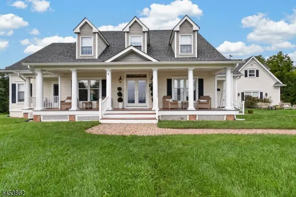 2 Glencree Ln, Clinton Twp., NJ 08833
