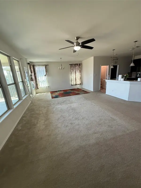 16602 Brogan LN, Pflugerville, TX 78660