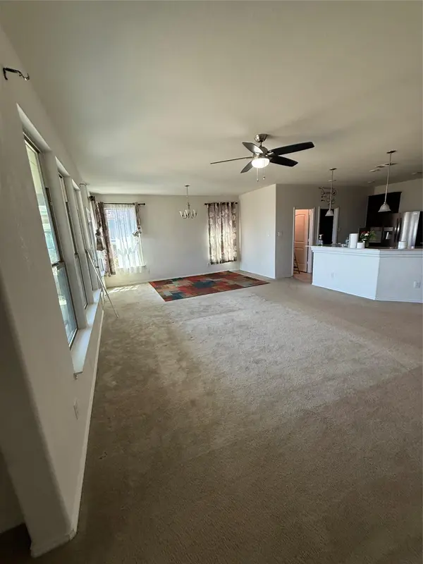 16602 Brogan LN, Pflugerville, TX 78660