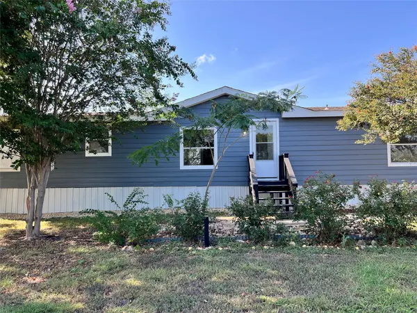 330 Grandview DR, San Marcos, TX 78666