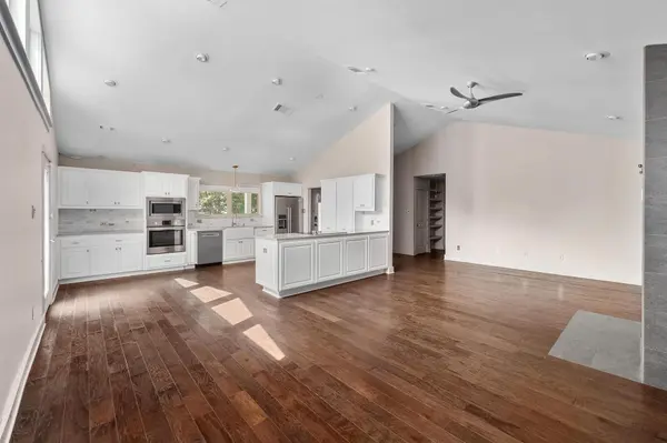 2802 Warren ST #A, Austin, TX 78703