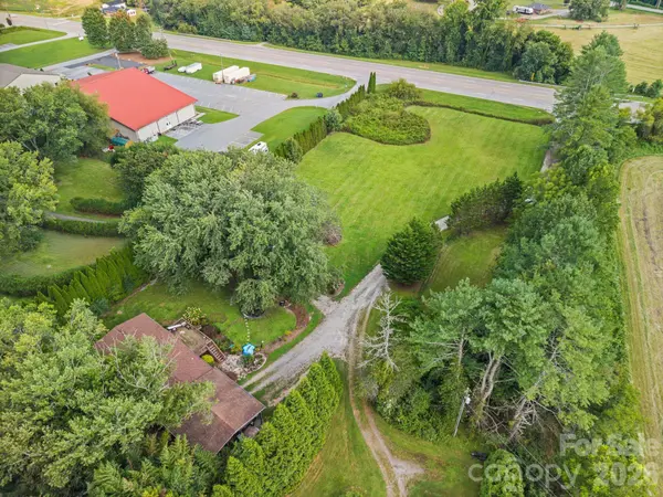 5640 Boylston HWY, Mills River, NC 28759