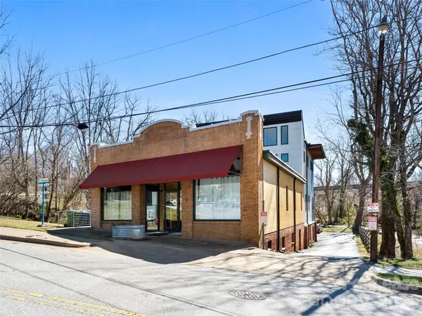 8 Magnolia AVE, Asheville, NC 28801