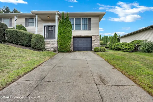 518 Shirley LN, Dunmore, PA 18512