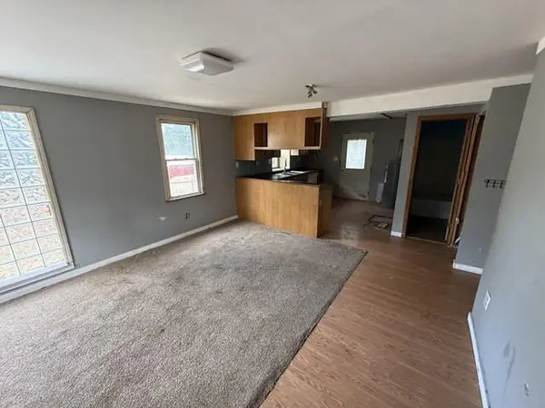 3035 Donnelly AVE, Kansas City, MO 64129